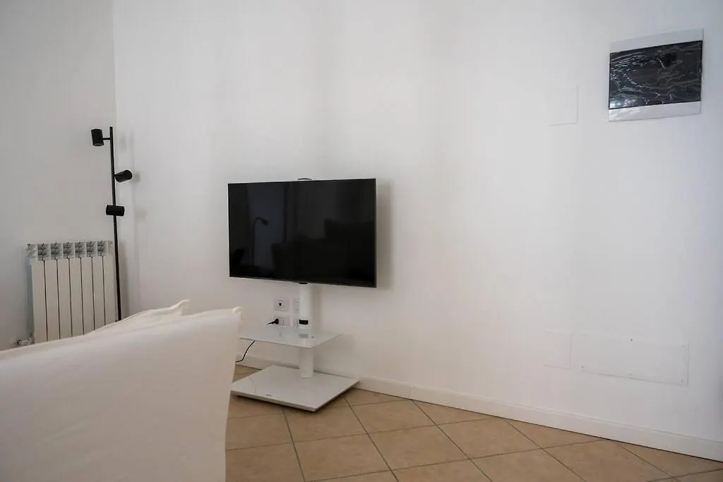 Luminoso Trilocale Affori Centro Appartement Milaan