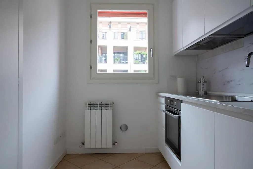 Luminoso Trilocale Affori Centro Appartement Milaan